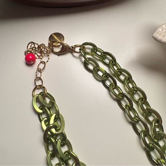 Gold heart Y2k chain necklace , 2000s nostalgia, chunky trendy necklace - Picture 7 of 9